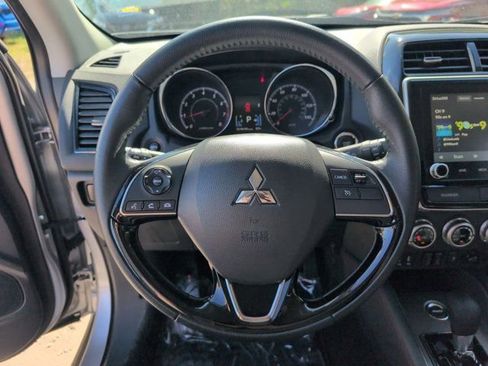 Used 2025 Mitsubishi Outlander Sport SE AWD/4WD image 22