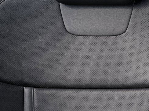 New 2026 Hyundai Tucson Limited image 17