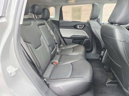 Used 2022 Jeep Compass Limited w/ Sun and Sound Group image 15
