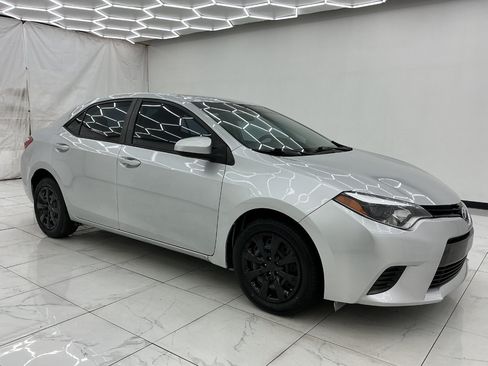 Used 2016 Toyota Corolla FWD image 7