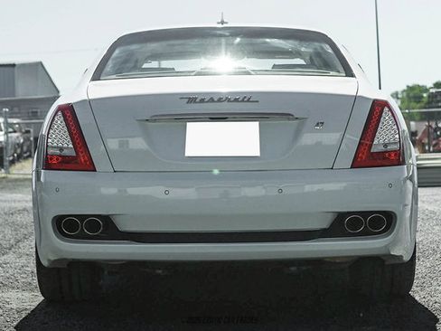 Used 2011 Maserati Quattroporte S RWD image 7