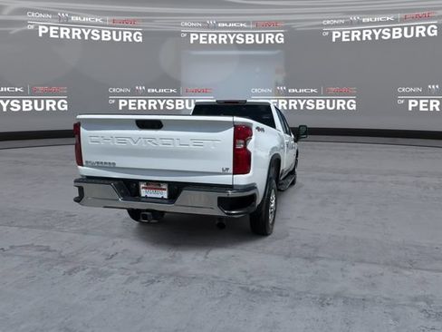 Used 2025 Chevrolet Silverado 2500 LT w/ Convenience Package AWD/4WD image 7