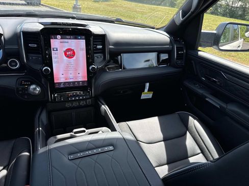 New 2026 RAM 1500 Limited w/ Night Edition AWD/4WD image 18