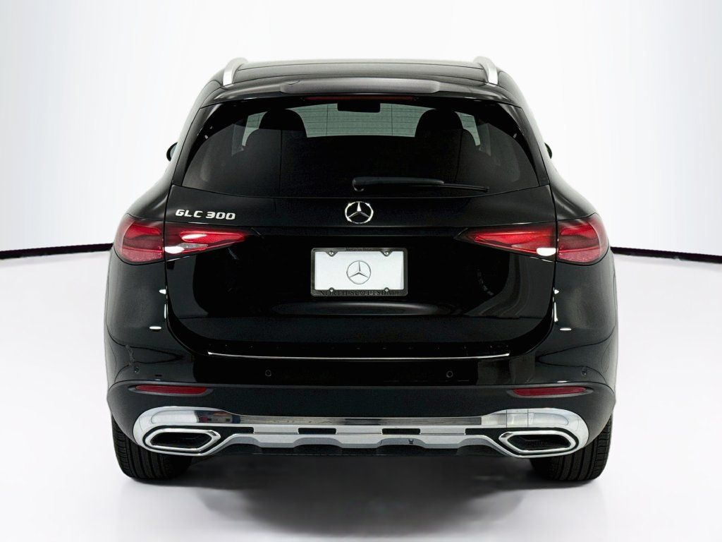 Used 2026 Mercedes-Benz GLC 300 image 6