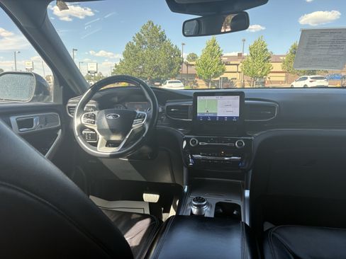 Used 2023 Ford Explorer Limited RWD image 17