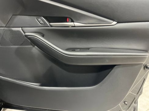 Certified 2025 MAZDA CX-30 AWD 2.5 S w/ Select Sport Pkg image 17