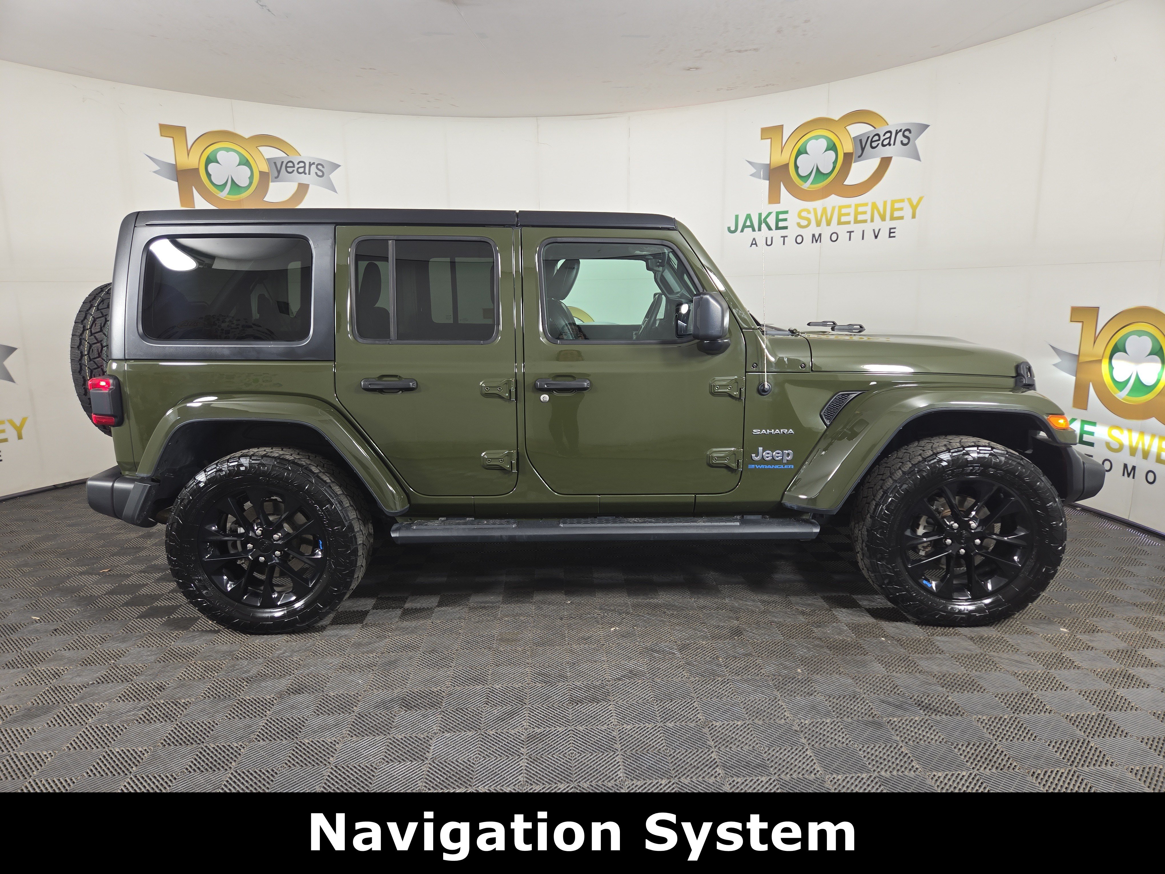 Certified 2023 Jeep Wrangler Unlimited Sahara w/ Dual Top Group AWD/4WD image 11