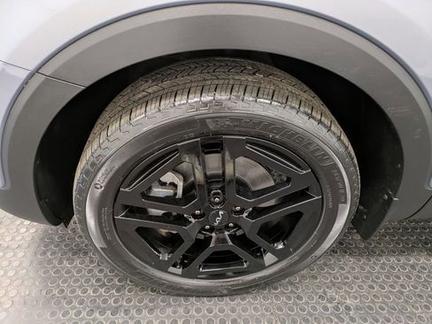 Used 2024 Kia Telluride EX X-Line AWD/4WD image 7