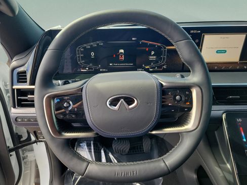 Certified 2026 INFINITI QX80 4WD w/ Sport Exterior Package image 9