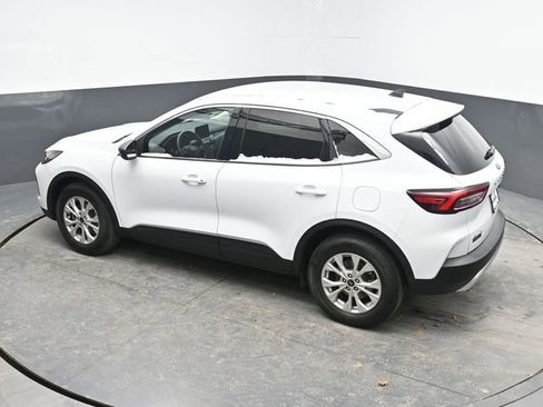 Used 2023 Ford Escape Active image 19