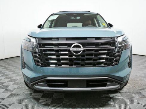 Used 2026 Nissan Pathfinder Platinum w/ Cargo Package FWD image 10