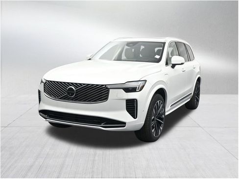 New 2026 Volvo XC90 T8 Ultra w/ Protection Package Premier AWD/4WD image 8