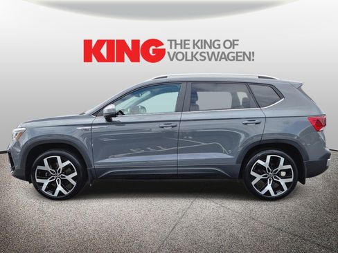 Certified 2023 Volkswagen Taos SEL AWD/4WD image 7