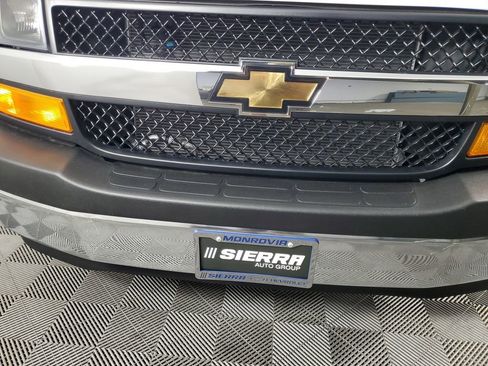 New 2026 Chevrolet Express 2500 w/ Driver Convenience Package RWD image 10