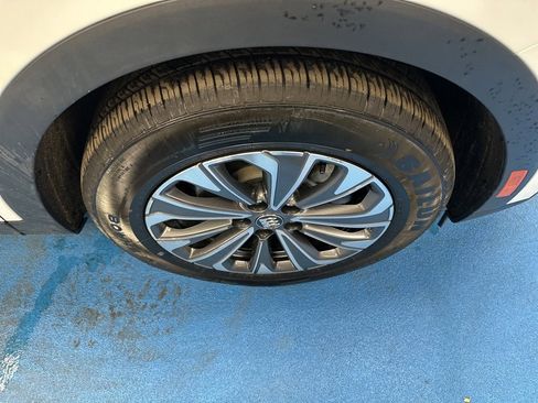 Certified 2024 Buick Envision Preferred image 3