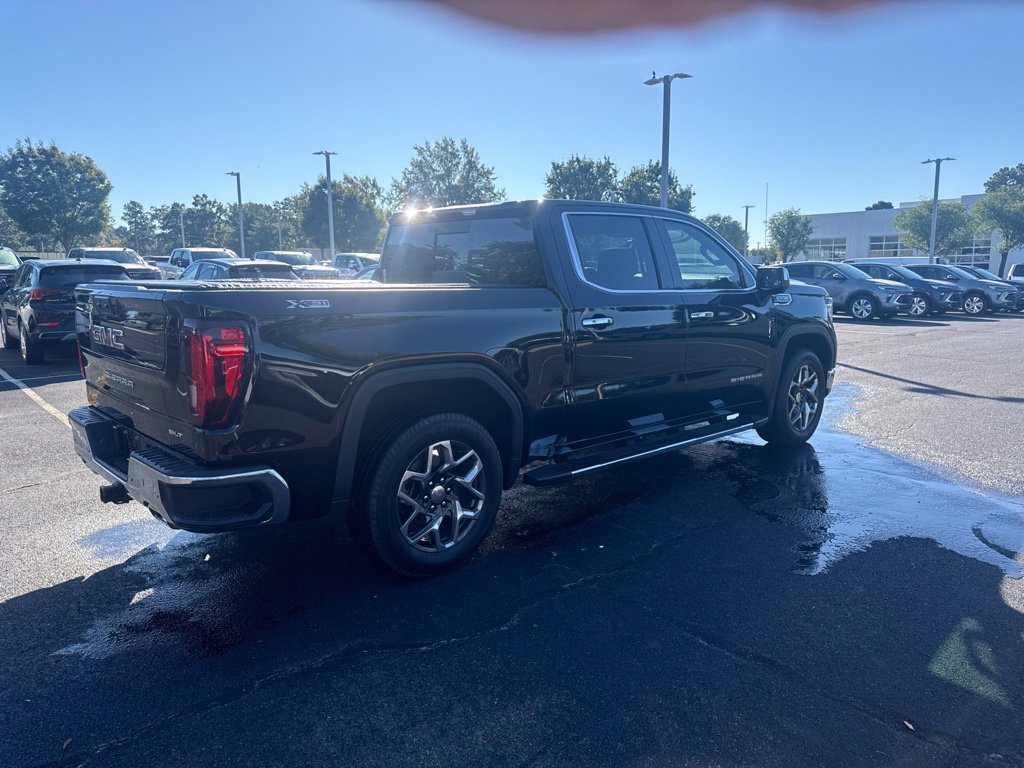 Used 2024 GMC Sierra 1500 SLT w/ SLT Premium Plus Package AWD/4WD image 4