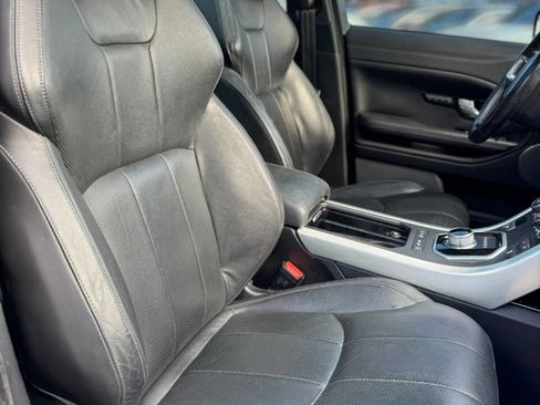 Used 2016 Land Rover Range Rover Evoque SE Premium image 21