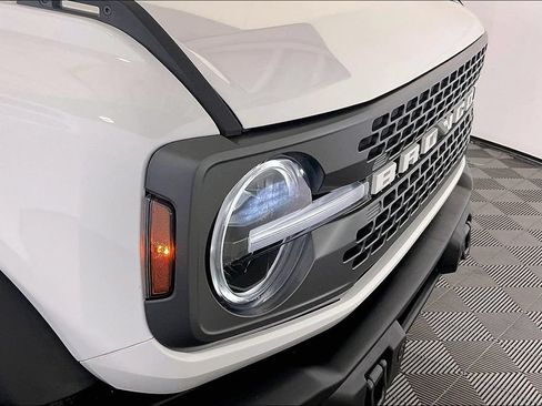Used 2025 Ford Bronco Badlands AWD/4WD image 38