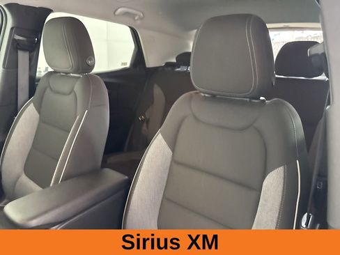 Used 2025 Chevrolet TrailBlazer LT image 9