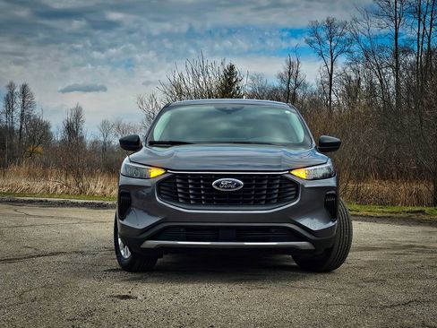 Used 2023 Ford Escape Active w/ Tech Pack #1 image 7