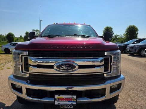 Used 2019 Ford F250 XLT w/ XLT Value Package AWD/4WD image 3