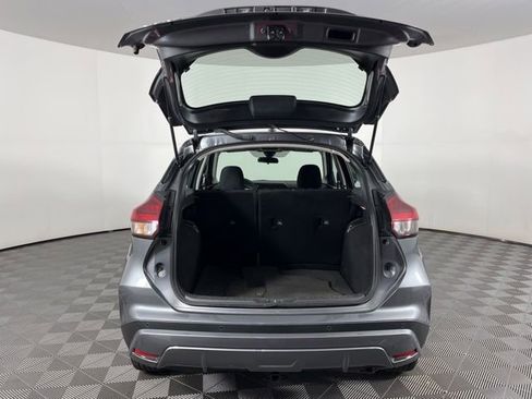 Used 2021 Nissan Kicks S FWD image 42