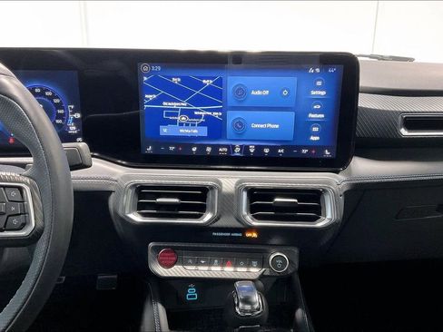 Used 2024 Ford Mustang GT Premium image 8