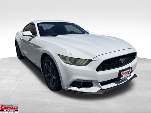 Used 2015 Ford Mustang Coupe w/ Equipment Group 051A RWD image 1