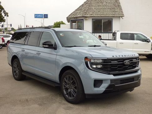 New 2026 Ford Expedition Max Platinum w/ Stealth Appearance Package image 1