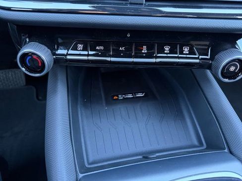 New 2026 Chevrolet Equinox EV RS image 22