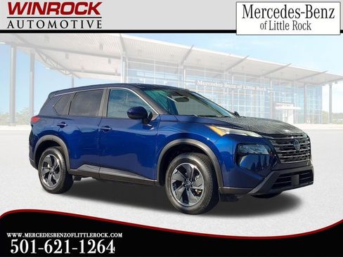 Used 2024 Nissan Rogue SV FWD image 1