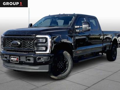 New 2026 Ford F350 Lariat w/ Black Appearance Package