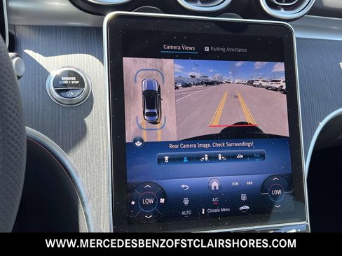 Used 2025 Mercedes-Benz C 300 4MATIC Sedan image 28
