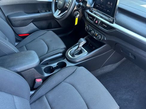 Used 2024 Kia Forte LX FWD image 15