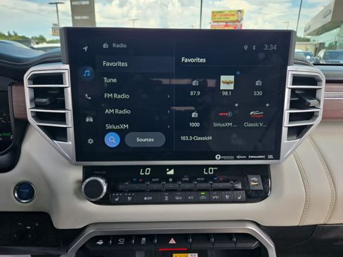 Used 2022 Toyota Tundra Capstone AWD/4WD image 16