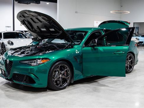 Used 2023 Alfa Romeo Giulia Quadrifoglio w/ Active Assist Plus Package RWD image 40