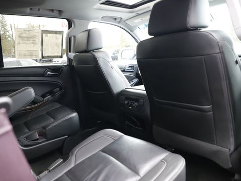 Used 2016 Chevrolet Tahoe LT image 12