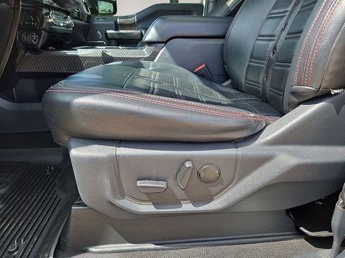 Used 2022 Ford F250 Lariat w/ Lariat Ultimate Package AWD/4WD image 23