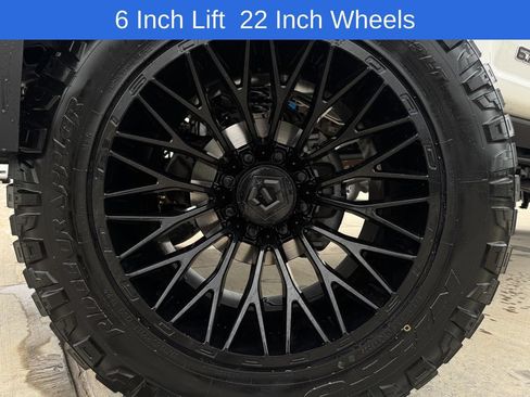 Used 2025 Ford F250 Lariat w/ Chrome Package AWD/4WD image 9