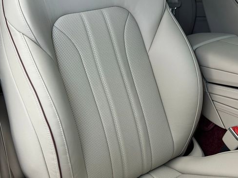 Used 2024 Bentley Continental GT image 43