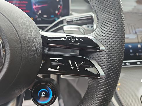 Certified 2026 Mercedes-Benz GLC 43 AMG 4MATIC image 20