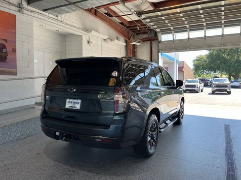 Used 2021 Chevrolet Tahoe Z71 AWD/4WD image 11