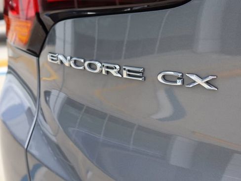 Used 2021 Buick Encore GX Select w/ Sport Touring Package FWD image 7