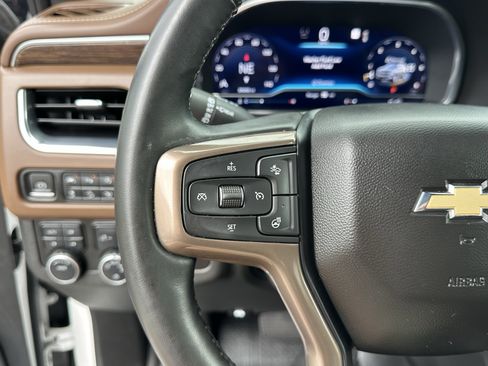 Certified 2023 Chevrolet Suburban High Country w/ Premium Package 2 AWD/4WD image 35