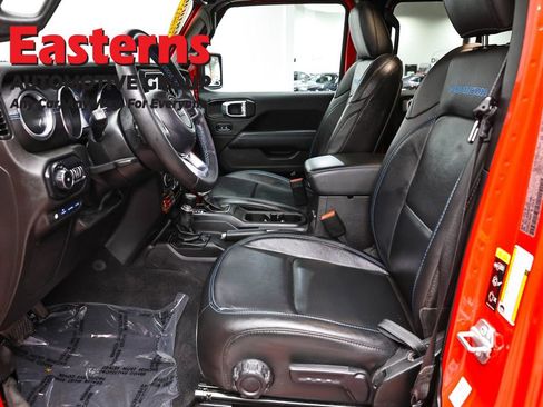 Used 2022 Jeep Wrangler Unlimited Rubicon 4xe AWD/4WD image 14