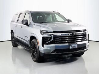 New 2025 Chevrolet Suburban Premier video 1