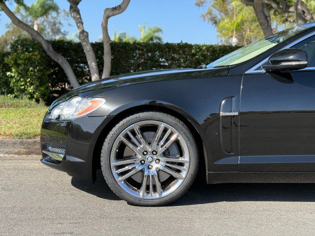Used 2010 Jaguar XF Supercharged RWD image 3