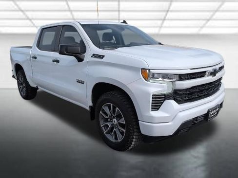 Used 2023 Chevrolet Silverado 1500 RST image 1