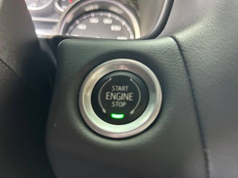 Used 2021 Chevrolet Tahoe Z71 AWD/4WD image 28