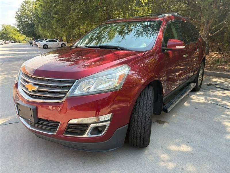 Used 2015 Chevrolet Traverse LT w/ LPO, 'HIT The Road' Package AWD/4WD image 3